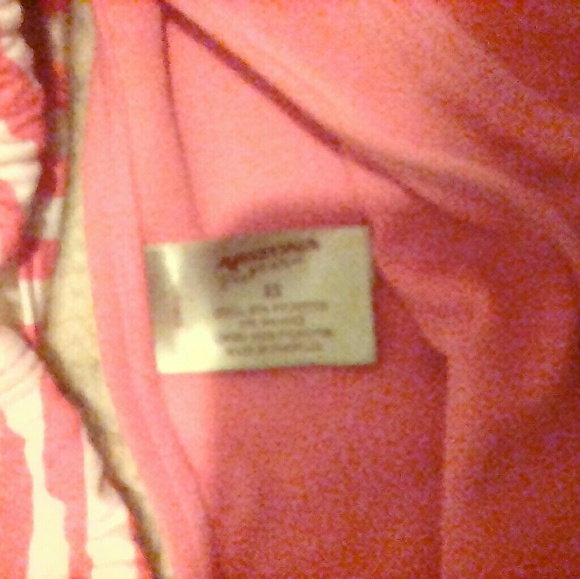 Swimsuits - Picture 4 of 5